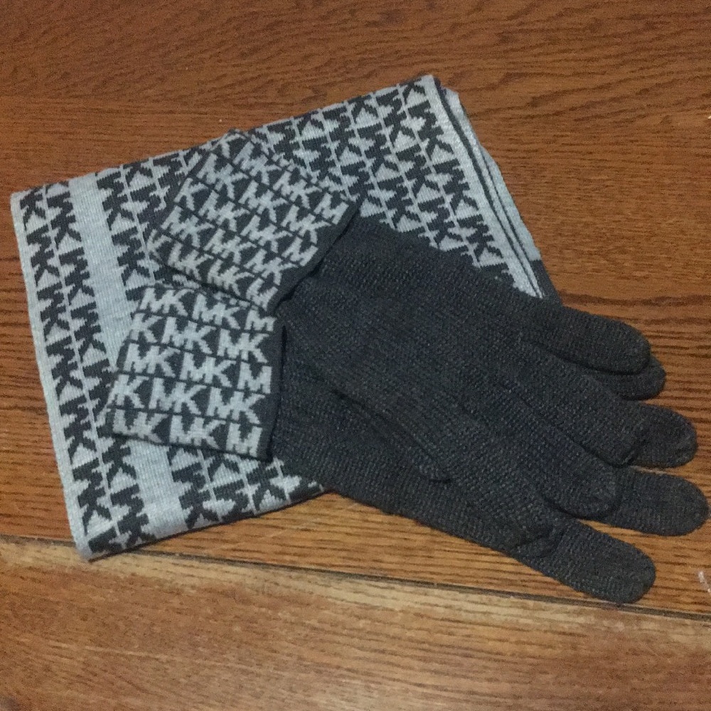 Michael Kors scarf and glove set